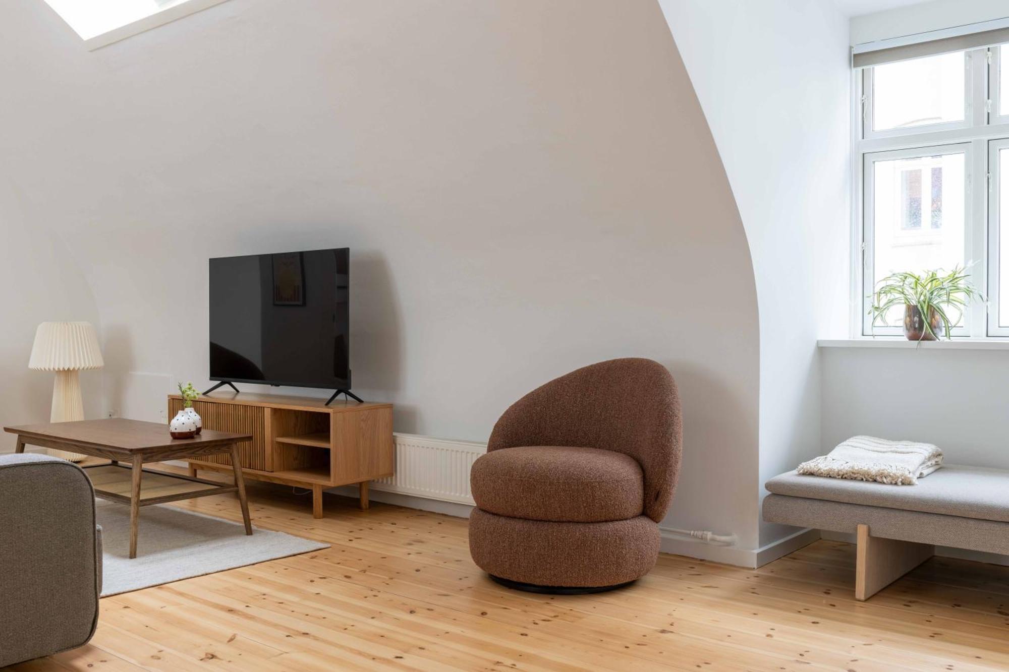 Spacious Norrebro For Groups & Families *